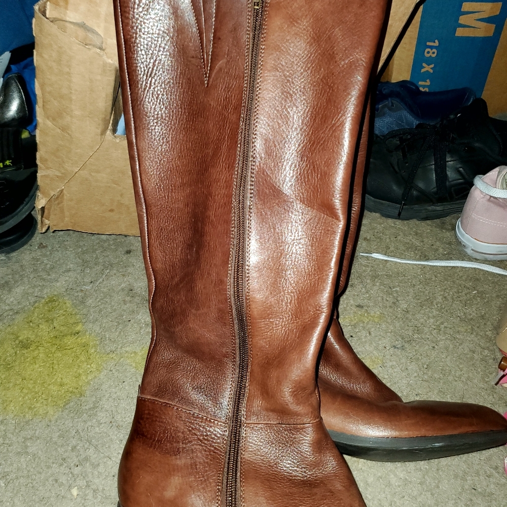leather boots